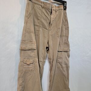 American Eagle Outfitters Khaki Wide Leg Cargo Pants. Women's Size 10 Short